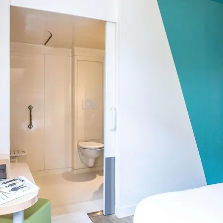 Отель Ibis Budget Orly 4*