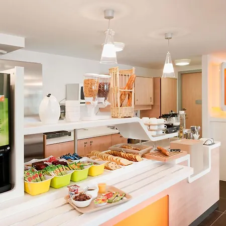 Отель Ibis Budget Orly 4*