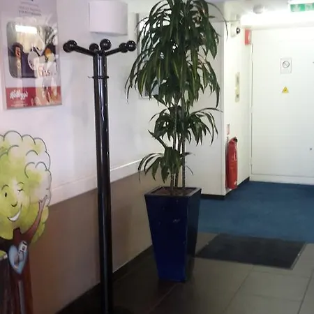 Hotel Ibis Budget Orly 2*