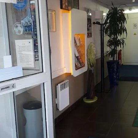 Отель Ibis Budget Orly Рюнжи